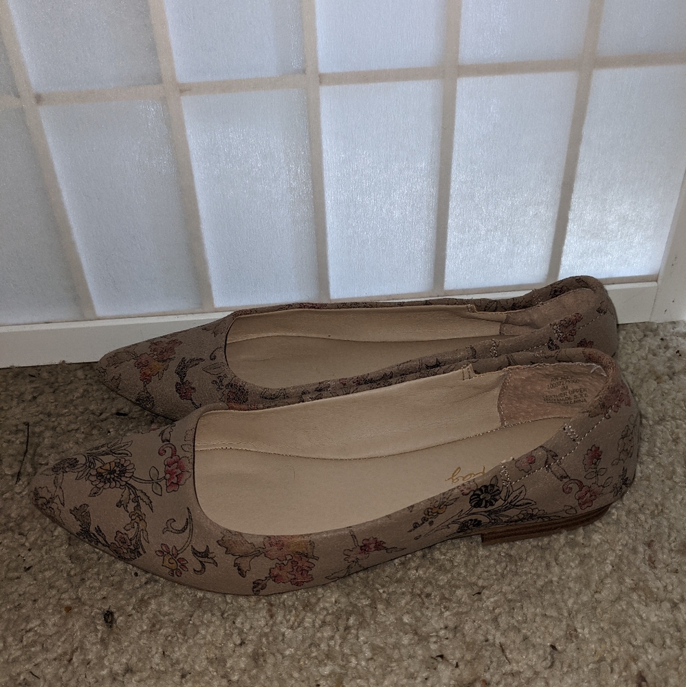 American Rag Pointed Ballet Flats - Picture 7 of 7